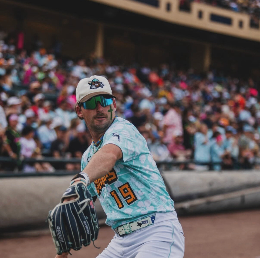 Player throwing from foul territory in Squintz mirror lenses